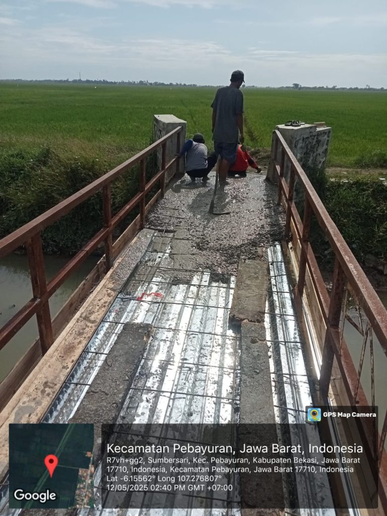 Pelaksanaan Rehabilitasi Jembatan Desa